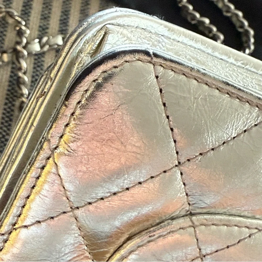 CHANEL Reissue 2.55 WOC Metallic Silver